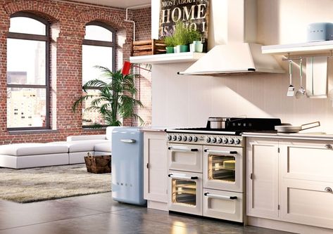 Smeg Victoria, Smeg Oven, Smeg Range, Laura Ashley Kitchen, Smeg Kitchen, Range Cookers, Kitchen Hood, Messy Kitchen, Range Cooker