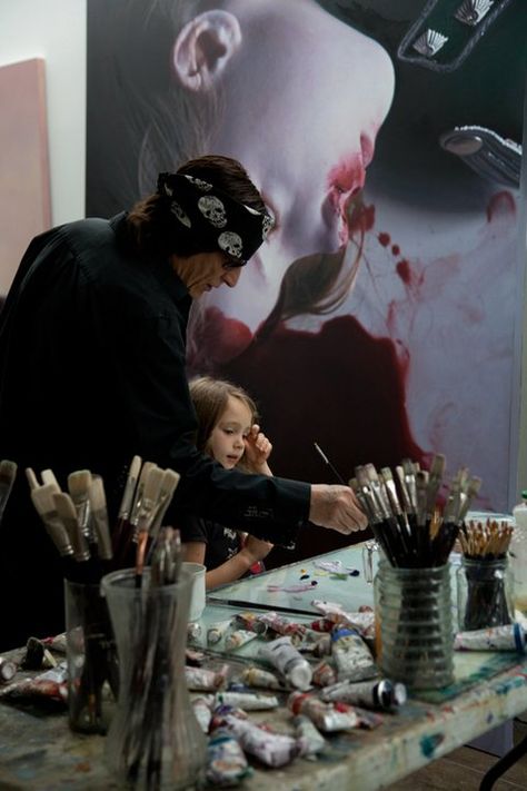 Karl Hofer, Gottfried Helnwein, Oil Painting Inspiration, Best Water Bottle, Best Water, Hyperrealism, Performance Artist, Painting Studio, New Releases