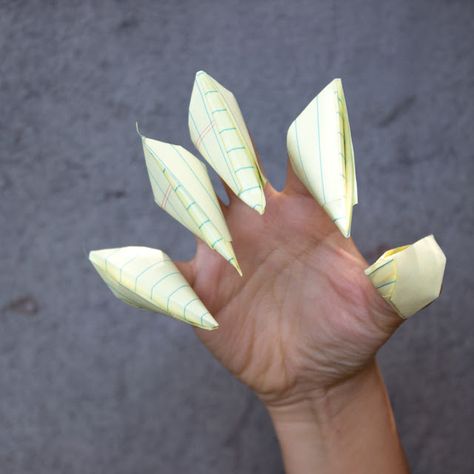 How to Fold Origami Paper Claws- For Cosplay, monster costume, cat costume, Wolverine costume- Super easy for all kids to make! Fun Origami Crafts, Paper Claws, Wolverine Costume, Socks Halloween, Monster Costume, Monster Costumes, Papercraft Ideas, Origami Dragon, Useful Origami