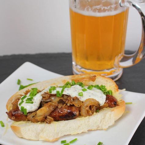 Irish Banger Dogs What a fun way to serve bangers for an easy lunch! Irish Bangers, Irish Appetizers, Irish Sausage, Cheese Toasties, Irish Cheddar, On A Bun, Hot Dogs Recipes, Sauteed Cabbage, Irish Cuisine