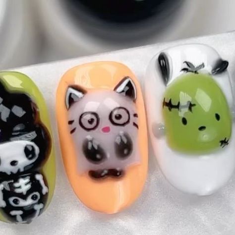 Kiki | Nail Artist on Instagram: "Back with some more @sanrio characters - but this time we made them spooky! 🎃👻 All made using @hoholee_house Ggulbo Gel! Available @zillabeau. Use code kiki10 to save on your order. #zillabeau #zillabeaumuze #sanrio #hellokitty #mymelody #chococat #3dnailart #3dnailart #halloweennails #halloweennailart" Halloween Sanrio Nails, Sanrio Halloween Nails, Sanrio Manicure, Sanrio Gel Nails, Sanrio Halloween Nail Art, Frankenstein Hello Kitty Nails, Sanrio Nails, Spooky Nails, Ideas Nails