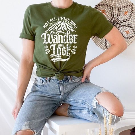 Cricut Lotr, Lotr Tshirt Ideas, Lotr Tshirt Design, Hobbit Shirt, Aragorn Shirt, Lotr Shirt, Job Clothes, Time Clothes, Nerdy Outfits