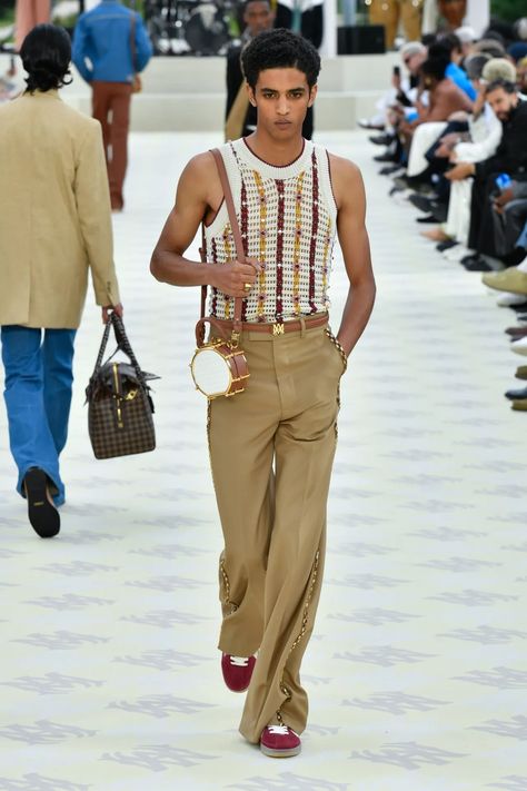 Amiri Spring 2025 Men’s Runway, Fashion Show & Collection Review [PHOTOS] Male Beauty, Business Fashion, Fashion Show Collection, Paris Fashion, Runway Fashion, Paris Fashion Week, Fashion News, Ready To Wear, Fashion Show