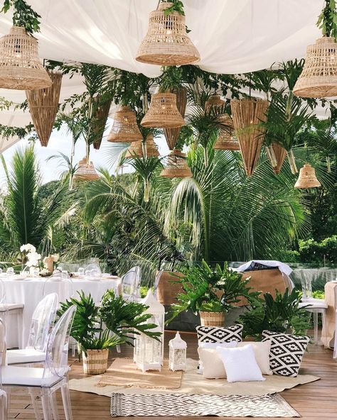 Boracay Wedding, Chic Beach Wedding, Beach Setup, Green Wedding Decorations, Resort And Spa, Future Wedding Plans, Wedding Styling, Wedding Essentials, Boracay