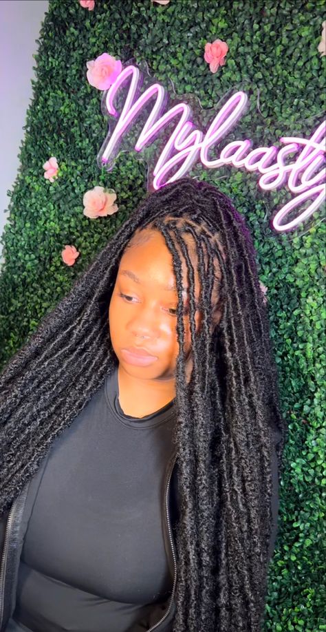 Cotton Candy Butterfly Locs, Pink Faux Locs Black Women, Long Butterfly Locs With Color, Long Butterfly Locs With Color Pink, Butterfly Locs￼, Big Box Braids, Big Box Braids Hairstyles, Twist Styles, Hair Twist Styles