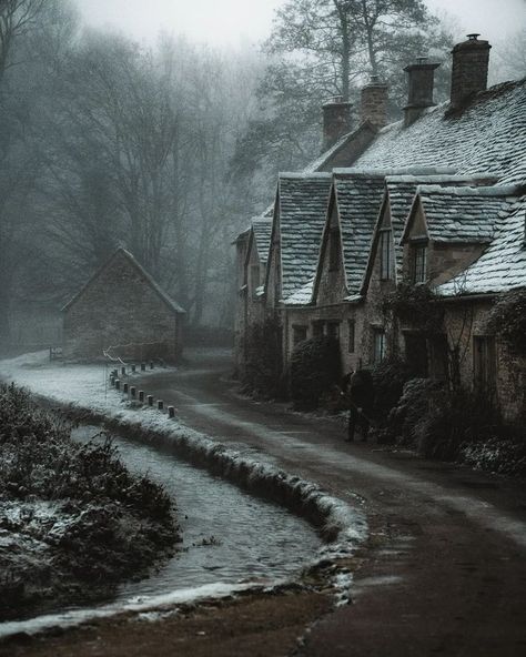 Home / Twitter 17th Century Aesthetic, Edinburgh Winter, Arlington Row, Snowy Weather, Picture Prompts, Irish Sea, Isles Of Scilly, Countries Around The World, England Uk