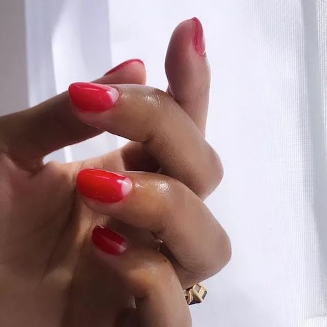 Fall Nail Designs Red, Nail Designs Red, Nail Ideas For Fall, Indian Nails, Negative Space Nail Art, Fall Nail Ideas, Negative Space Nails, Space Nails, Squoval Nails