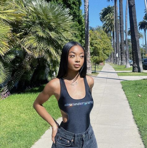 #explore #skaijackson Skye Jackson, Skai Jackson Outfits, Jackson Instagram, Skai Jackson, Bella Hadid Outfits, Effortlessly Chic Outfits, Model Aesthetic, S K, Baddie Outfits Casual