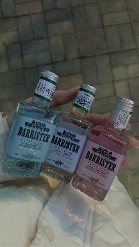 Alchole Bottle Aesthetic, Alcohol Drinks Aesthetic, Pretty Alcoholic Drinks, Yummy Alcoholic Drinks, Pretty Pens, Alcohol Aesthetic, Drinks Alcohol, Alcohol Bottles, Pretty Drinks