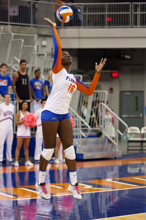 Black Volleyball Aesthetic, Black Volleyball Girl, Volleyball Black Women, Black Volleyball Players, Volleyball Women, Volleyball Aesthetic, Volleyball Serve, Volleyball Outfit, Volleyball Photography