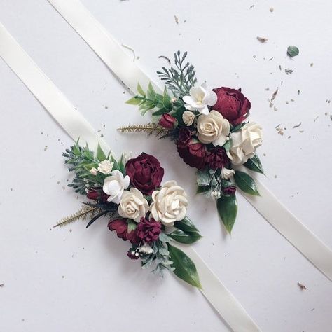 Maroon Corsage, Bridesmaids Corsages, Burgundy Corsage, Corsages Wedding, Ruby Engagement Ring Vintage, Prom Corsage And Boutonniere, Handmade Wedding Jewellery, Wrist Corsages, Bridesmaid Corsage