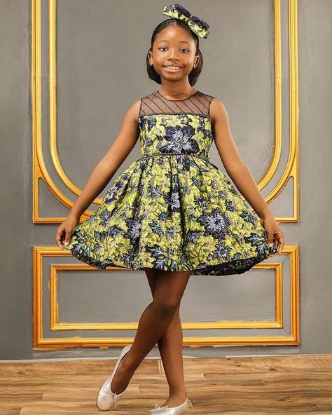 Baby Tutu Outfits, African Kids Clothes, Ankara Styles For Kids, Styles Ankara, Kitenge Designs, Kids Party Wear Dresses, 1st Birthday Tutu, Kids Party Wear