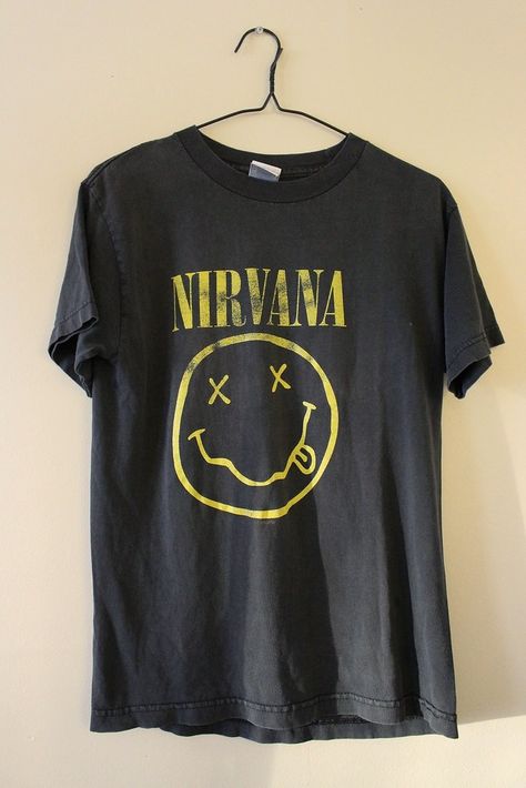 Vintage 90's Classic Nirvana Smiley T Shirt | This is a vint… | Flickr Nirvana Outfit, Nirvana Tshirt, Streetwear Tees, Nirvana Shirt, Quilt Size Chart, Selling Clothes, Shirt Store, Band Shirts, Nirvana