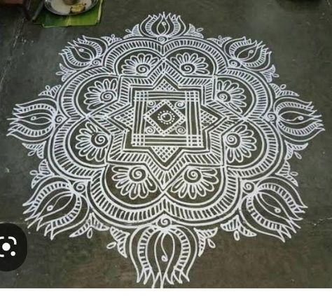 Maavu Kolam Designs, Maa Kolam Designs, Margazhi Kolam Rangoli Designs, South Indian Rangoli Design, Ezhai Kolam, South Indian Rangoli, Rice Rangoli, Raghavendra Swami, Short Rangoli