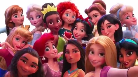 Disney Princess Zodiac, Original Disney Princesses, Princes Disney, Official Disney Princesses, Foto Disney, Image Princesse Disney, Animation Disney, All Disney Princesses, Princess Movies