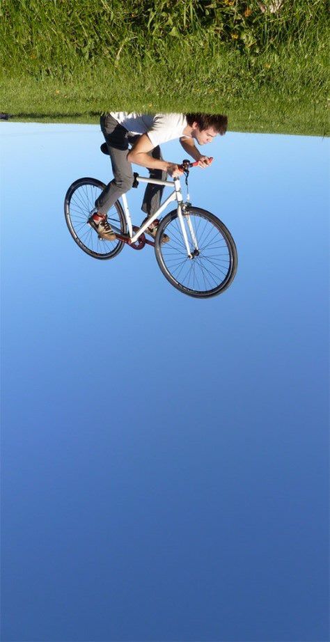 Upside Down Pictures, Bicycle Pictures, Bicycle Photography, Perspective Photos, Group Picture Poses, Bible Verse Pictures, Cycle Ride, Fixed Gear Bike, Cycling Photos