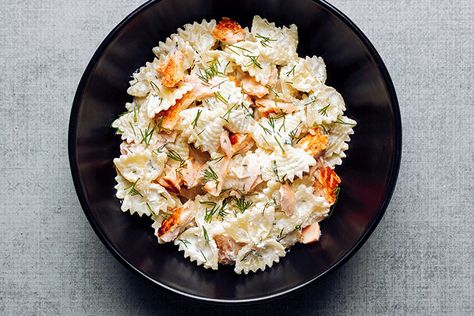 Simple but spectacular weeknight fare: seared salmon and bowtie pasta tossed in lemony ricotta and ... Salmon And Ricotta Recipe, Salmon Ricotta Recipes, Ricotta Pasta Sauce, Ricotta Pasta Recipes, Bow Tie Pasta Recipe, Dinner Rotation, Ricotta Recipes, Noodle Dish, Ricotta Pasta