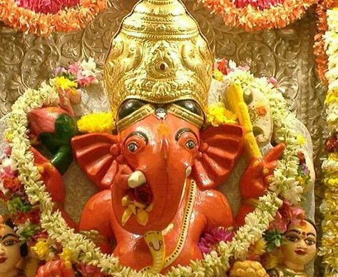 Siddhivinayak ji Sidhi Vinayak Ganpati, Sidhi Vinayak Mumbai, Ganesh Jayanti, Ganesha Sketch, Ganesh Temple, Spiritual Religion, Ganesh Wallpaper, Lion Wallpaper, Shri Ganesh