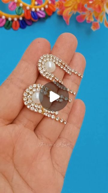 Rhinestone Earrings Diy, Hotfix Rhinestone, Beaded Earrings Diy, Earrings Diy, Rhinestone Earrings, Diy Earrings, Beads, On Instagram, Quick Saves