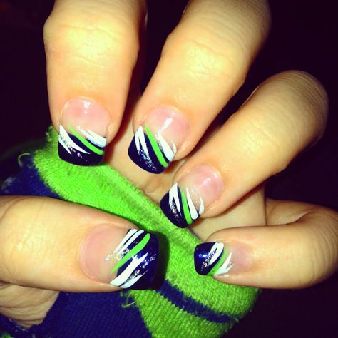 Seattle Seahawks nails Super Bowl 💙💚 Seattle Seahawks Nails Design, Seattle Kraken Nails, Seahawk Nails Design, Cheerleading Nails, Seattle Seahawks Nails, Seahawks Nails Design, Seahawk Nails, Seahawks Cake, Super Bowl Nails