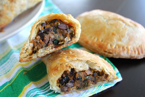 Smoky Sweet Potato and Black Bean Empanadas Alpastor Recipe, Spinach Empanadas, Bean Empanadas, Black Bean Empanadas, Potato Empanadas, Sweet Potato And Black Bean, Healthy Summer Dinner Recipes, Sweet Potato Black Bean, Sweet Potato Black Beans