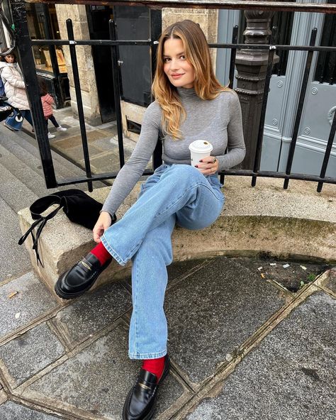 8 Chic Ways That French Women Wear Socks With Ballet Flats and Loafers | Who What Wear UK Outfit Ballet Flats, Maroon Loafers Outfit Women, Red Socks Aesthetic, Lace Socks And Loafers, Ballet Flats With Socks, Red Loafers Outfit Women, Red Ballet Flats With Socks, Red Ballet Flats Outfit Aesthetic, Red Socks