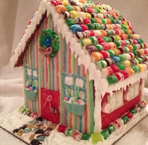 Pre Built Gingerbread House Ideas, Rainbow Gingerbread House, Candy Land Gingerbread House, Ginergerbread House, Colorful Gingerbread House, Unique Gingerbread House, Gingerbread Contest, Graham Cracker House, Easy Gingerbread House