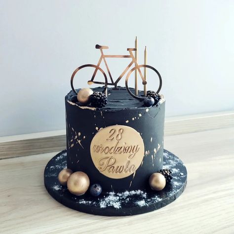 Az összes bejegyzés • Instagram Bicycle Cake Ideas, Bicycle Cakes For Men, Bicycle Birthday Cake, Scooter Cake, Bicycle Cake, Bike Party, Bike Cakes, Thematic Cake, 21st Cake