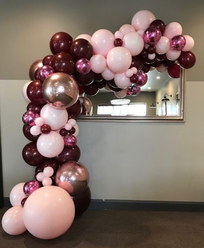 Garland Inspiration, Event Space Business, Balloon Hoop, Half Arch, Baby Decorations, Baby Birthday Photoshoot, Daughter Dress, Girls Party Decorations, Balloon Arches