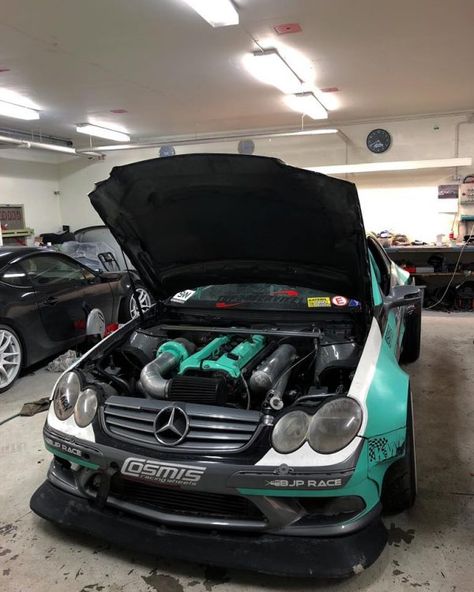 Dream Cars Audi, Mercedes Cars, Old Mercedes, Perfect Things, Mercedes Clk, Turbo Car, Engine Swap, Mercedes Car, Street Racing Cars