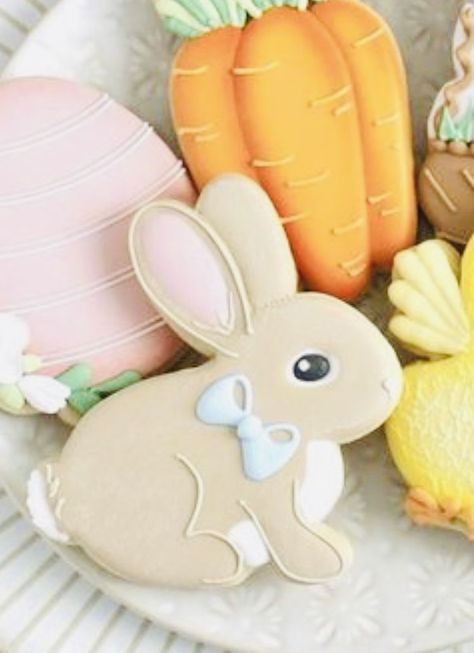 Easter Sugar Cookies Decorated, Eid Moubarak, Easter Cookie Cake, Easter Party Food, Rabbit Cookies, Easter Bunny Cookies, Royal Iced Cookies, Easter Sugar Cookies, Crazy Cookies