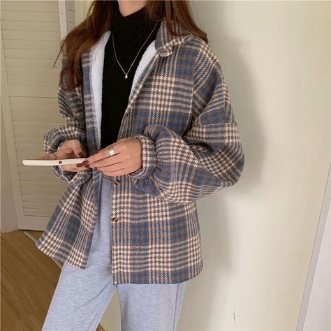 f0bda020d2470f2e74990a07a607ebd9desc43896822ri Plaid Shirts Women, Plaid Shirt Women, Fur Clothing, Plaid Shirts, Loose Long Sleeve, Oversized Blouse, Girls Blouse, Shirts Women, Vintage Plaid