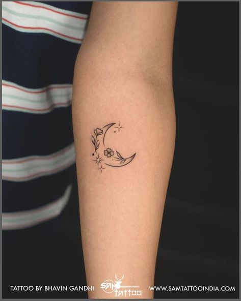 Minimal Moon Tattoo, Matching Moon Tattoos, Moon Tattoo Wrist, Sam Tattoo, Sun Moon Tattoo, Word Tattoo Ideas, Wrist Tattoos Girls, Enough Tattoo, Tattoo Samples