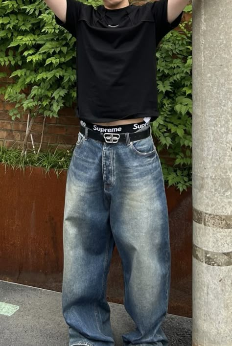 Baggie Jeans Outfit, Baggy Pants For Men, Baggy Jeans Outfits, Style Baggy Pants, Baggy Jeans Outfit, Street Fashion Men Streetwear, Jeans Outfits, Guys Clothing Styles, Fits Clothes