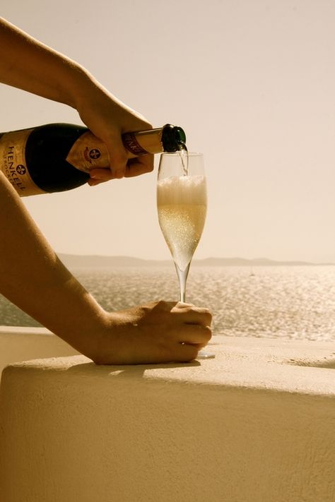 Champagne on the Beach- #LadyLuxuryDesigns Champagne At The Beach, Beach Champagne Aesthetic, Beach Drinks Aesthetic, Beach Champagne, Champaign Bottle, Champagne Lifestyle, Champagne Aesthetic, Champagne Beach, Cristal Champagne