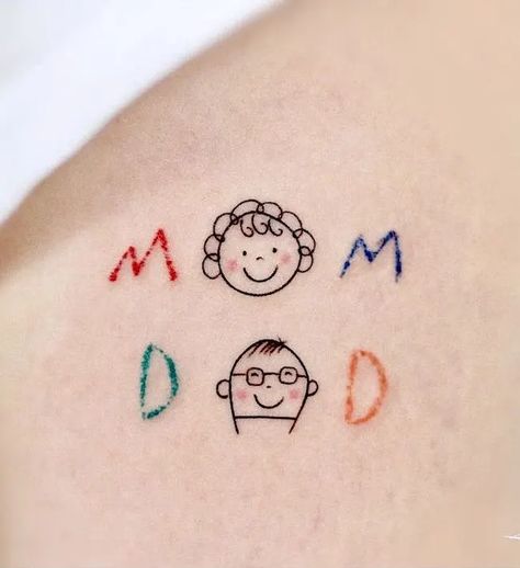 Tiny Family Tattoos For Women, Whale Family Tattoo, Kids Tatoos Ideas, Tattoo For Parents Meaningful, Family Tattoos Women, Cute Family Tattoos, Family Love Tattoo, Tattoos For Parents Meaningful, Mom And Dad Tattoos