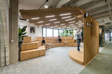 Tiered Seating Design, Collaborative Workspace Design, Bureau Open Space, Communal Space, Spacious Office, Tiered Seating, Poznan Poland, H Design, Collaboration Space