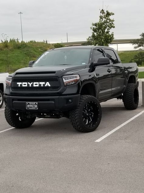 Custom Tundra, 2017 Toyota Tundra, Toyota Tundra 4x4, Toyota Tundra Lifted, Tundra Accessories, Lifted Tundra, Tundra Crewmax, 2014 Toyota Tundra, Toyota Truck