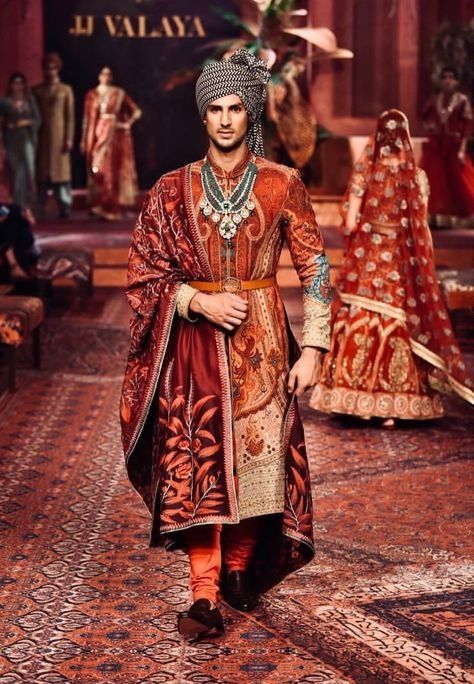 Indian Traditional Menswear, Ancient Indian Clothing, India Traditional Clothing, Traditional Indian Mens Clothing, India Fashion Men, King Dress, Indian Wedding Clothes For Men, Sherwani For Men Wedding, Prince Clothes