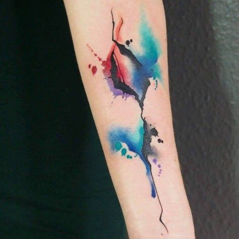 Why You Should (Or Shouldn’t) Get a Watercolor Tattoo - Wild Tattoo Art Water Paint Tattoo, Watercolor Galaxy Tattoo, Design Tatuaje, Watercolor Tattoo Artists, Tato Flash, 16 Tattoo, Brush Tattoo, Omerta Tattoo, Tattoo Trend