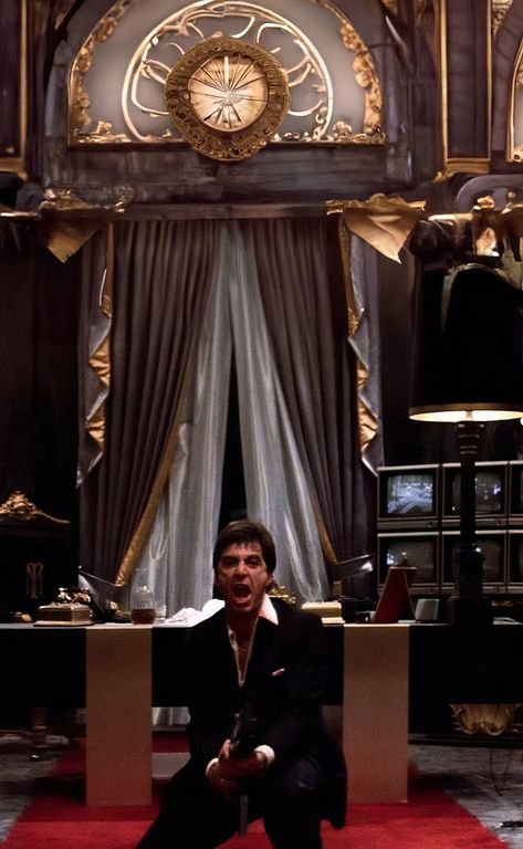 Scarface Wallpaper Aesthetic, Scarface Poster, Cold Pictures, Scarface Movie, Whatsapp Wallpapers Hd, Gangster Movies, Hypebeast Wallpaper, Tony Montana, Trending Pins