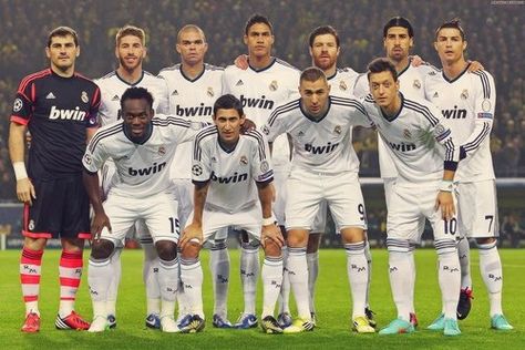 Real Madrid Prime Real Madrid, Prime Madrid, Ronaldo Team, Cute Soccer Couples, Raul Gonzalez, Real Madrid 2014, Ronaldo Free Kick, Real Madrid Photos, Real Madrid Football Club