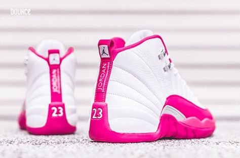 New Jordan's cute for girls Cute Jordans, Zapatillas Jordan Retro, Jordan Shoes For Women, Pink Jordans, Pink Nike Shoes, Boty Nike, Jordans Shoes, Jordans Girls, Jordan Shoes Girls