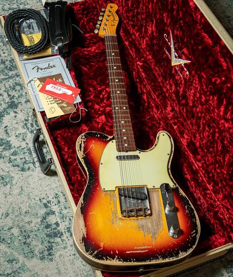 2011 Fender Shop Limited 1963 Telecaster Heavy Relic (1963 reissue) 3 color sunburst Beautiful Guitars, Fender Telecaster, Fender Guitars, Guitar, Color