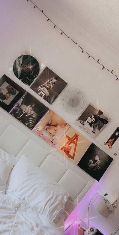 Ariana Grande Room Aesthetic, Ariana Grande Room Ideas, Cool Bedrooms For Teen Girls, Ariana Merch, Diy Loft Bed, Aesthetic Bedroom Ideas, Room Goals, Redecorate Bedroom, Pretty Room