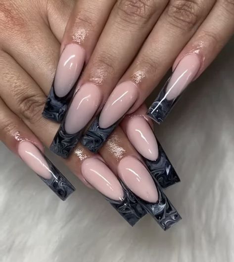 Black Marble Nail Designs, French Tip And Marble Nails, Black And Silver Nail Inspo Acrylic, Marble Black Nails, Silver Black Ombre Nails, Black And White Marble French Tip Nails, Silvester Nails, Black French Tip Nails Sliver, Black And Silver Nails Acrylic Long