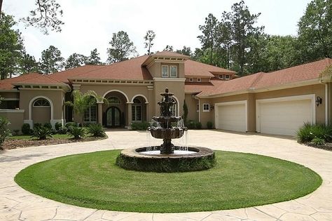 Front Garden With Driveway Design | Your Visiting Card: Front ... Circle Driveway Landscaping, Front Garden Entrance, Simple Landscape Design, Landscaping Entrance, Circle Driveway, Modern Mansions, Front Yards Curb Appeal, Landscaping Trees, Driveway Design