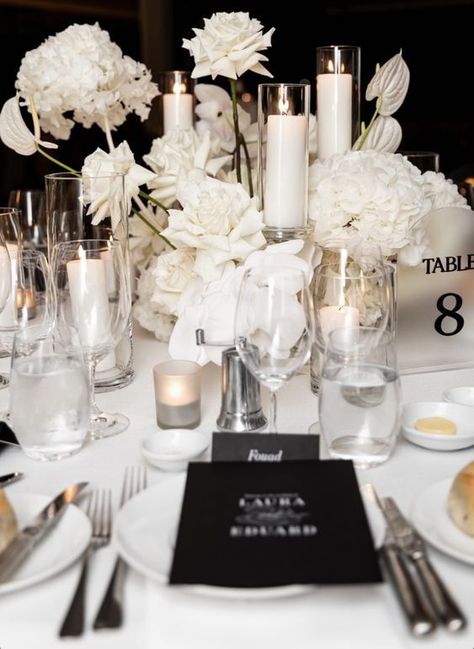 Monochrome Wedding Party, Black Velvet Wedding Decor, Black And White Venue Decor, Wedding Centerpieces Black, Modern Minimalist Wedding Reception, Black Tie Reception, Modern Black Tie Wedding, Round Table Centerpieces Wedding, Black Tie Winter Wedding