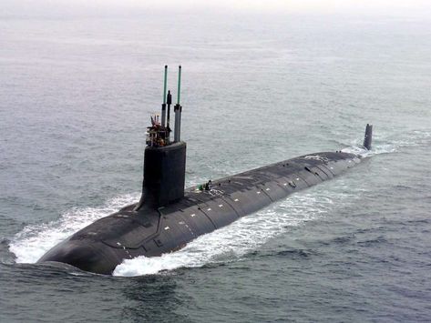 How the US Navy's nuclear-powered submarines have quietly dominated the seas for 67 years Virginia Class Submarine, Us Navy Submarines, Wood Gallery Frames, Royal Australian Navy, Nuclear Submarine, General Dynamics, Electric Boat, Cruise Missile, United States Military