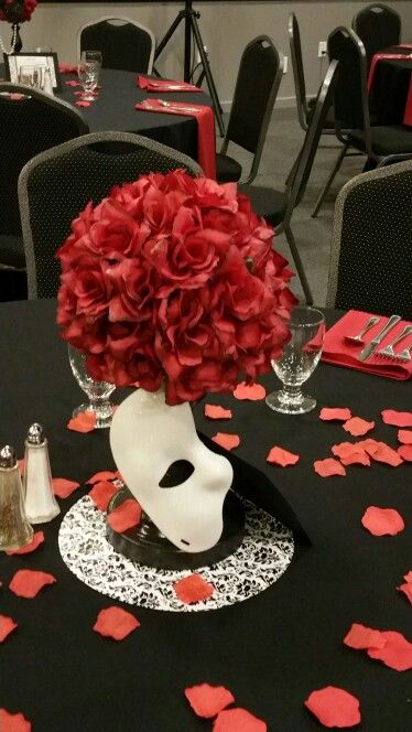 Phantom of the opera centerpiece Phantom Of The Opera Centerpieces Ideas, Phantom Of The Opera Centerpieces, Phantom Of The Opera Quinceanera, Phantom Of The Opera Decorations, Phantom Of The Opera Party, Musicals Party, Masquerade Party Centerpieces, Opera Wedding, Masquerade Centerpieces